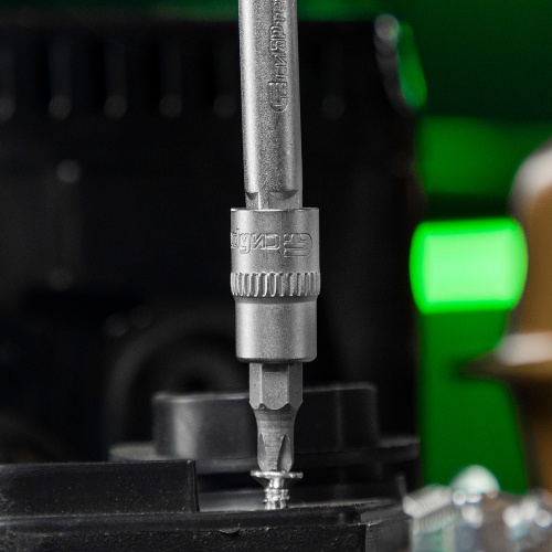 Набор инструментов, 1/2", 1/4", пластиковый кейс, 94 предмета// Сибртех купить в Москве с доставкой по всей России | ProtosMarket.ru