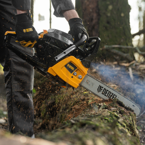 Пила цепная бензиновая DGS-4516, шина 40 см, 45 см3, 3 л.с, шаг 3/8, паз 1.3 мм, 57 звеньев Denzel купить в Москве с доставкой по всей России | ProtosMarket.ru