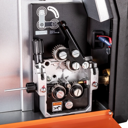 Сварочный полуавтомат SAGGIO MIG 200-S DP LCD PFC купить в Москве с доставкой по всей России | ProtosMarket.ru