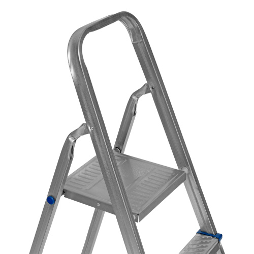 Стремянка, 6 ступеней, стальная, оцинкованная Сибртех купить в Москве с доставкой по всей России | ProtosMarket.ru