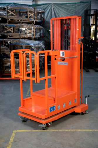 Сборщик заказов с электроподъемом 200 кг 4,5 м TOR GOPY4.503 по ценам производителя в Москве с доставкой по всей России