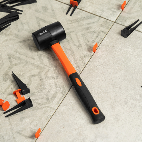 Киянка резиновая, 225 г, черная резина, фибергласовая рукоятка Sparta купить в Москве с доставкой по всей России | ProtosMarket.ru