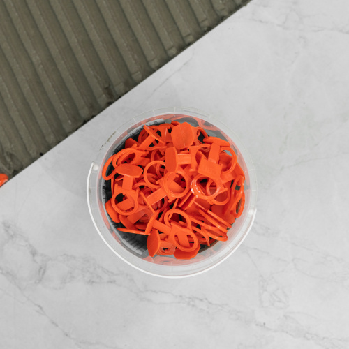 Комплект зажим + клин для системы выравнивания плитки СВП Кольцо, 50/50 шт. в ведре Сибртех купить в Москве с доставкой по всей России | ProtosMarket.ru