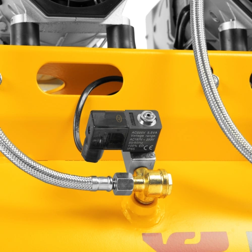 Компрессор безмасляный, малошумный DLS 1800/100,1800 Вт, 3x600, 100 л, 345 л/мин Denzel купить в Москве с доставкой по всей России | ProtosMarket.ru