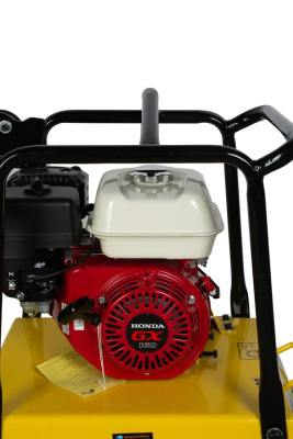 Виброплита TOR C-100 (R) 100 кг, 20кН (Honda) купить в Москве с доставкой по всей России | ProtosMarket.ru