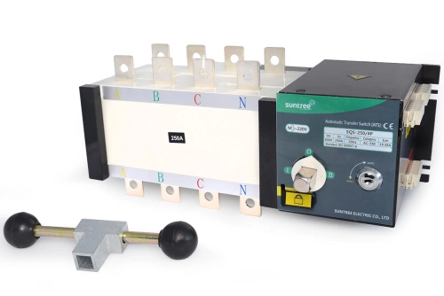 Реверсивный рубильник SQ5-250/4 ~400V In250A по ценам производителя в Москве с доставкой по всей России