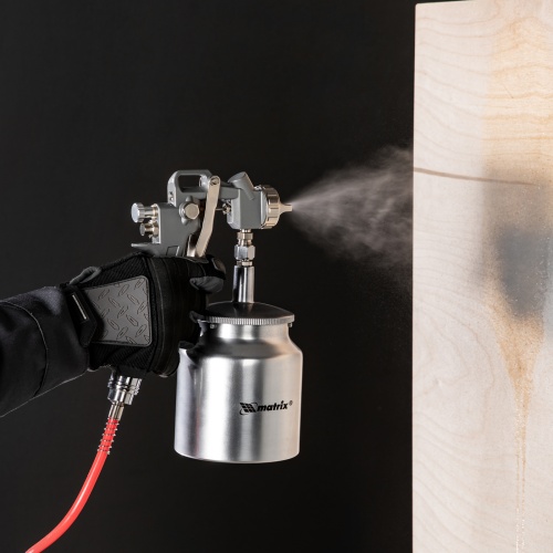 Набор пневмоинструмента, 5 предметов, быстросъемное соединение, краскораспылитель с нижним бачком// Matrix купить в Москве с доставкой по всей России | ProtosMarket.ru