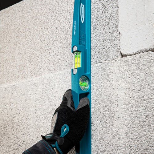 Уровень литой, 600 мм, 2 глазка Gross купить в Москве с доставкой по всей России | ProtosMarket.ru