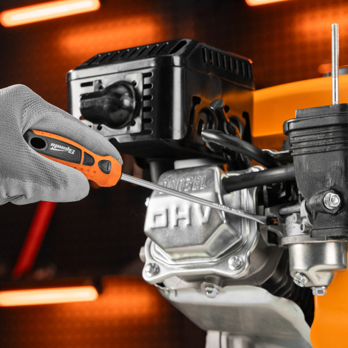 Отвертка "Point", SL5 х 150 мм, CrV, двухкомпонентная рукоятка Sparta купить в Москве с доставкой по всей России | ProtosMarket.ru