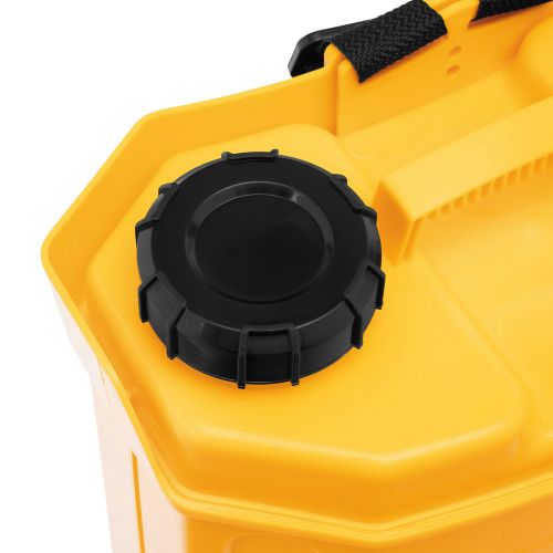 Опрыскиватель ранцевый аккумуляторный D-12LA, 12 л, 12 В, 8 Ач Denzel купить в Москве с доставкой по всей России | ProtosMarket.ru