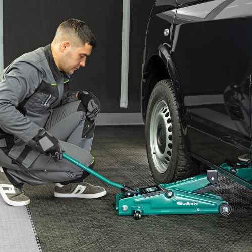 Домкрат гидравлический подкатной, 3 т, 135-400 мм Сибртех купить в Москве с доставкой по всей России | ProtosMarket.ru