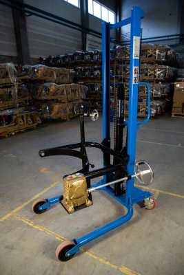 Штабелер-бочкокантователь гидравлический 0,35 т 1,4 м TOR COT купить в Москве с доставкой по всей России | ProtosMarket.ru