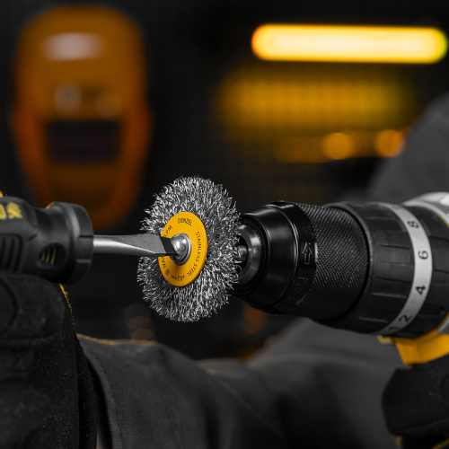 Набор щеток для дрели, 5 Плоских 25-38-50-63-75 мм, шпилька, нерж. вит. проволока Denzel купить в Москве с доставкой по всей России | ProtosMarket.ru