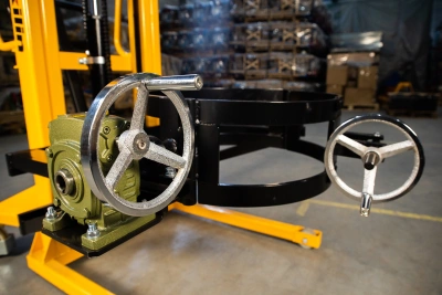 Штабелер-бочкокантователь гидравлический 0,35 т 1,94 м XILIN YTD-35 купить в Москве с доставкой по всей России | ProtosMarket.ru