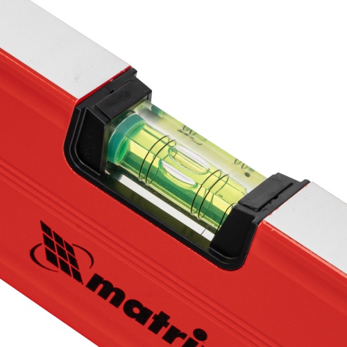 Уровень алюминиевый магнитный, 600 мм, фрезерованный, 3 глазка (1 зеркальный), усиленный Matrix купить в Москве с доставкой по всей России | ProtosMarket.ru