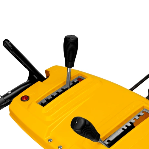 Бензиновая снегоуборочная машина SBM 610S PRO, 212 cc, электростартер, фара, обогрев Denzel купить в Москве с доставкой по всей России | ProtosMarket.ru