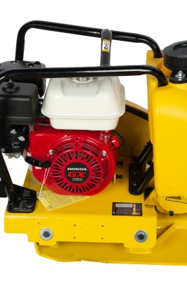 Виброплита TOR C-80T(R) 77 кг, 13,5кН (Honda) бак, коврик, колесный комплект купить в Москве с доставкой по всей России | ProtosMarket.ru