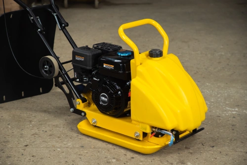 Виброплита 85 кг, 13кН (LCT) бак, коврик, колесный комплект TOR T-80* купить в Москве с доставкой по всей России | ProtosMarket.ru