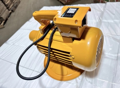 Электропривод глубинного вибратора для бетона TOR ZN70-C купить в Москве с доставкой по всей России | ProtosMarket.ru