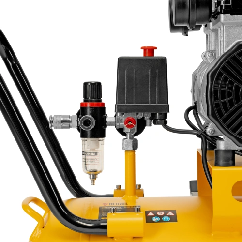 Компрессор безмасляный, малошумный DLS 3300/100, 3300 Вт,3x1100, 100 л, 570 л/мин ,блок управления Denzel по ценам производителя в Москве с доставкой по всей России