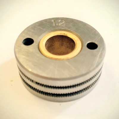 Ролик подающий под порошковую проволоку (30-10-12) 1.2/1.6 по ценам производителя в Москве с доставкой по всей России