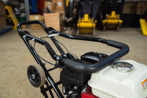 Виброплита 80 кг, 16кН (Honda) без бака колесный комплект TOR C-90L* купить в Москве с доставкой по всей России | ProtosMarket.ru