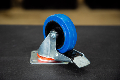 Колесо поворотное резина SRCLb 42 100 мм с тормозом (F) купить в Москве с доставкой по всей России | ProtosMarket.ru