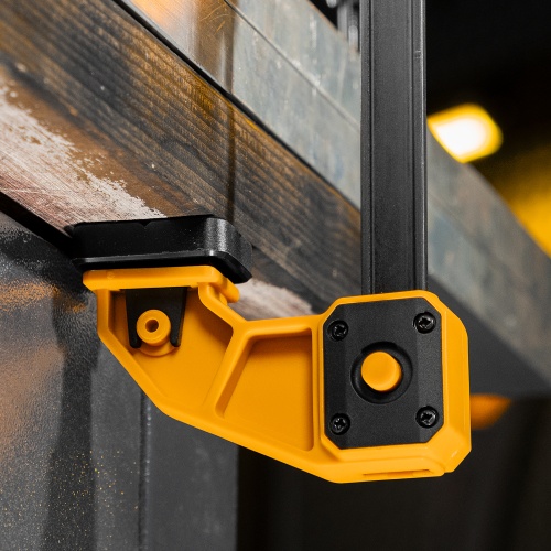 Струбцина F-образная, быстрозажимная, 600 х 80 мм, усиленный нейлоновый корпус Denzel купить в Москве с доставкой по всей России | ProtosMarket.ru