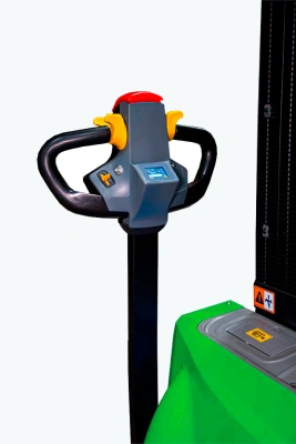 Штабелер самоходный 1,5 т 4,0 м TOR WS15H-4000SC PRO Li-ion 24/60 В/Ач контр. скорости подъема по ценам производителя в Москве с доставкой по всей России