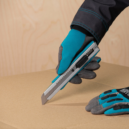 Нож, 195 мм, металлический корпус, выдвижное сегментное лезвие 25 мм (SK-5) металлическая направляющая, клипса для ремня Gross купить в Москве с доставкой по всей России | ProtosMarket.ru