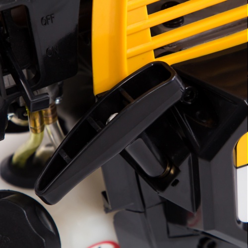 Триммер бензиновый DR-33S, 33 см3, разъемная штанга, состоит из 2 частей Denzel купить в Москве с доставкой по всей России | ProtosMarket.ru