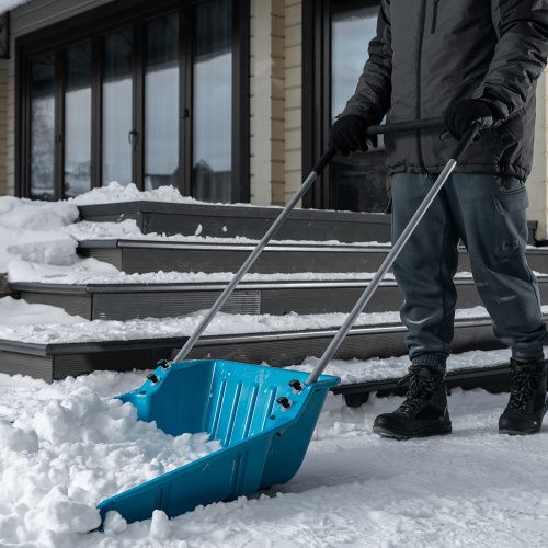 Скрепер-волокуша для уборки снега, полипропилен, колеса, 595х715х1445мм, рукоятка с ПВХ, LUXE Palisad купить в Москве с доставкой по всей России | ProtosMarket.ru