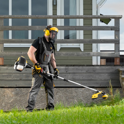 Триммер бензиновый мультифункциональный DGT-52S-MAX, 52 см3, разъёмная штанга Denzel купить в Москве с доставкой по всей России | ProtosMarket.ru