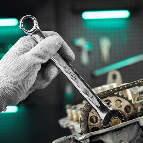 Ключ комбинированный, 18 мм, CrV, антислип Stels купить в Москве с доставкой по всей России | ProtosMarket.ru