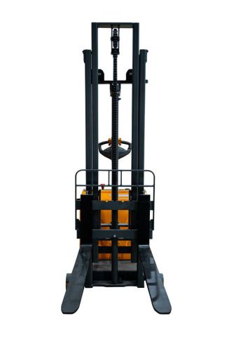 Штабелер самоходный 1,0 т 3,0 м XILIN CPD10W с наклоном мачты и противовесом 24/105 В/Ач купить в Москве с доставкой по всей России | ProtosMarket.ru