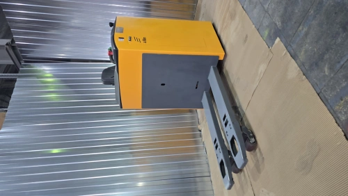 Тележка электрическая 2000 кг 1150 мм XILIN CBD20Z с кабиной 24/320 В/Ач по ценам производителя в Москве с доставкой по всей России