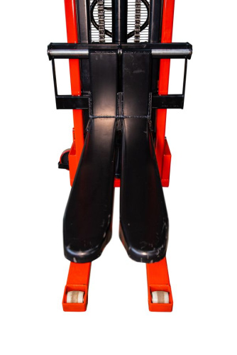 Штабелер гидравлический 2,0 т 3,0 м TOR CTY-EH с раздвижными вилами купить в Москве с доставкой по всей России | ProtosMarket.ru