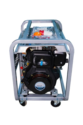 Генератор дизельный TOR KM5000D 5,0 кВт 380В/1,6 кВт 220В 15 л с электростартером купить в Москве с доставкой по всей России | ProtosMarket.ru