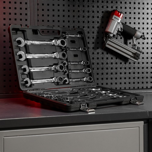 Набор ключей комбинированных, трещоточных шарнирных 13 шт. Matrix купить в Москве с доставкой по всей России | ProtosMarket.ru