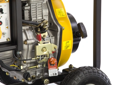 Генератор дизельный DD6300Е, 5.0 кВт, 220 В/50 Гц, 15 л, электростартер Denzel купить в Москве с доставкой по всей России | ProtosMarket.ru