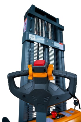 Штабелер самоходный 1,5 т 1,6 м XILIN CDD15R-EN 24/105 В/Ач с раздвижными вилами купить в Москве с доставкой по всей России | ProtosMarket.ru