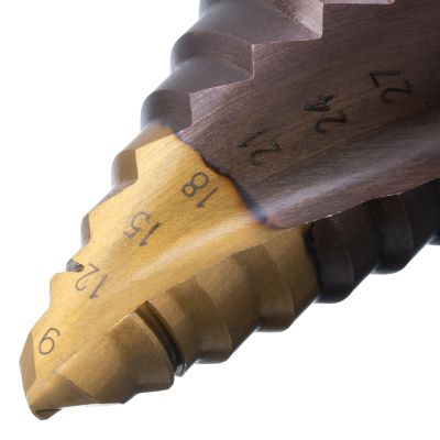 Сверло ступенчатое, 9-12-15-18-21-24-27-30-33-36 мм, Р6М5К5, 6-гр. хвостовик Denzel купить в Москве с доставкой по всей России | ProtosMarket.ru