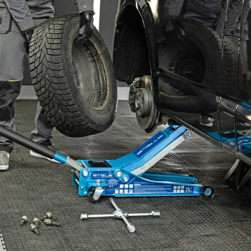 Домкрат гидравлический подкатной, быстрый подъем, 3т Low Profile Quick, 75-515 мм, профессиональный Stels по ценам производителя в Москве с доставкой по всей России