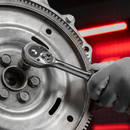 Ключ-трещотка 3/8", CrV, 45 зубьев, с быстрым сбросом, хром Matrix купить в Москве с доставкой по всей России | ProtosMarket.ru