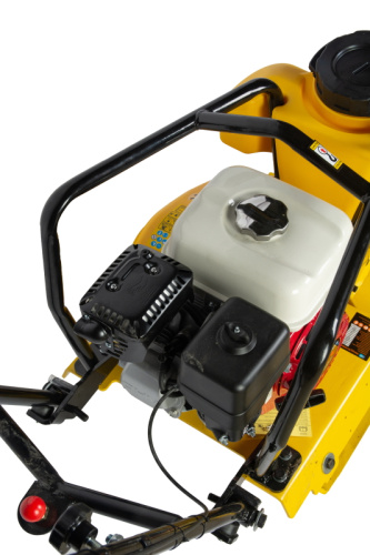 Виброплита 80 кг, 13,5кН (Honda) бак, коврик, колесный комплект TOR C-80T купить в Москве с доставкой по всей России | ProtosMarket.ru