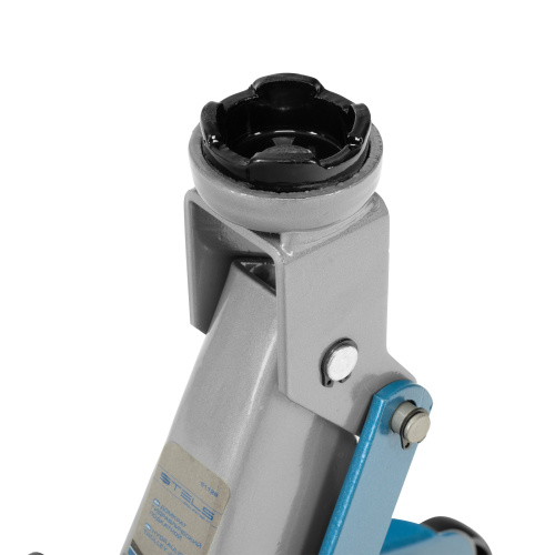 Домкрат гидравлический подкатной, 2 т, h подъема 140-340 мм, в кейсе Stels купить в Москве с доставкой по всей России | ProtosMarket.ru