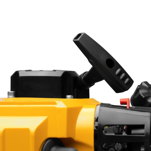 Триммер бензиновый DTS-33S, 33 см3, разъемная штанга, состоит из 2 частей Denzel купить в Москве с доставкой по всей России | ProtosMarket.ru