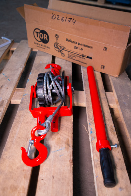 Лебедка ручная TOR ЛР-1,6 3 м (X) купить в Москве с доставкой по всей России | ProtosMarket.ru