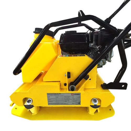 Виброплита бензиновая прямоходная NORSU RF-110TL (колесный комплект, бак для воды) купить в Москве с доставкой по всей России | ProtosMarket.ru