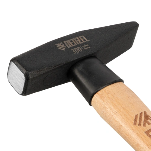 Молоток слесарный, 300 г, кованый квадратный боек, буковая рукоятка Denzel купить в Москве с доставкой по всей России | ProtosMarket.ru